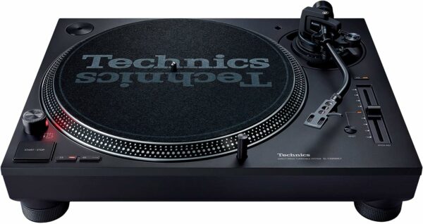 Technics SL1200MK7 Turntable