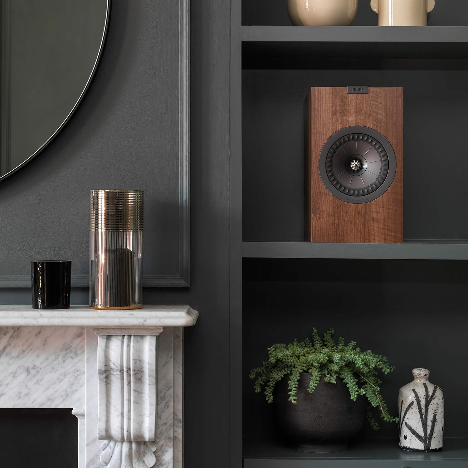 KEF Q350 Walnut Bookshelf Speaker with High Resolution / 2-Way Bookshelf Speaker - Image 5